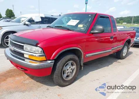 1998 Chevrolet S-10 Ls from USA, damaged, VIN 1GCDT19X9W8121358